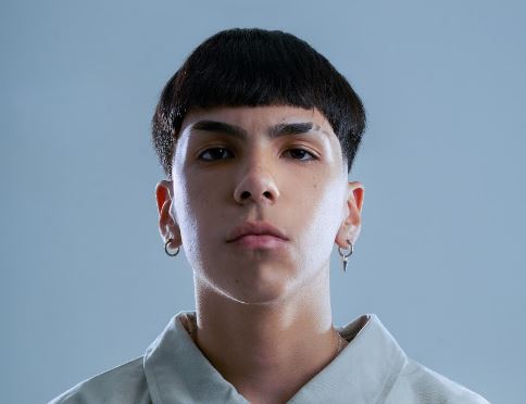 Contratar a Milo J