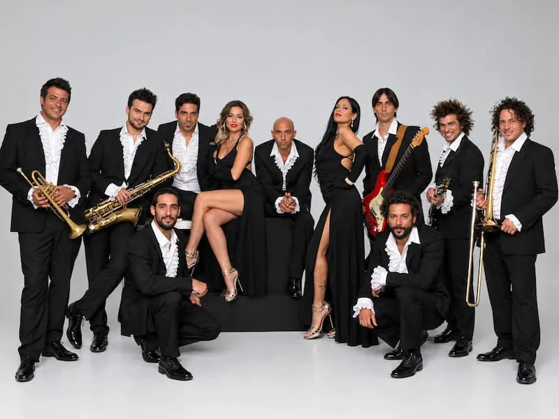 contratar-a-the-groovers-show